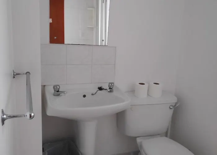 Fairy Bridge Bed & Breakfast 3*